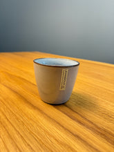 Lade das Bild in den Galerie-Viewer, Becher ohne Henkel