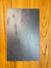 Lade das Bild in den Galerie-Viewer, Schiefer Teller rechteckig